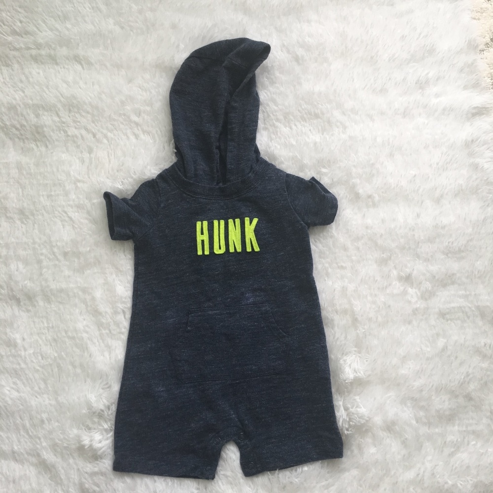 Carter's 1 piece shorts jumper